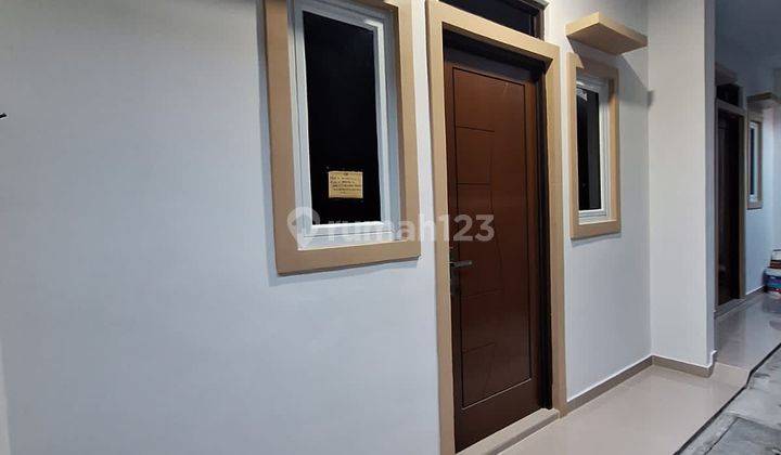 Rumah Baru  Dijual  2.5 Lantai Lokasi Dijohar Jakpus 2