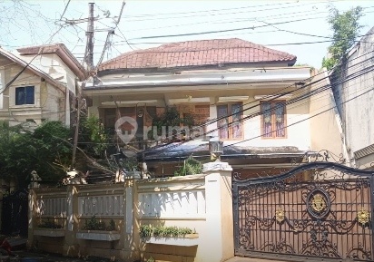 Rumah Bonang Menteng Deket Stasiun Cikini Dijual Melalui Lelang