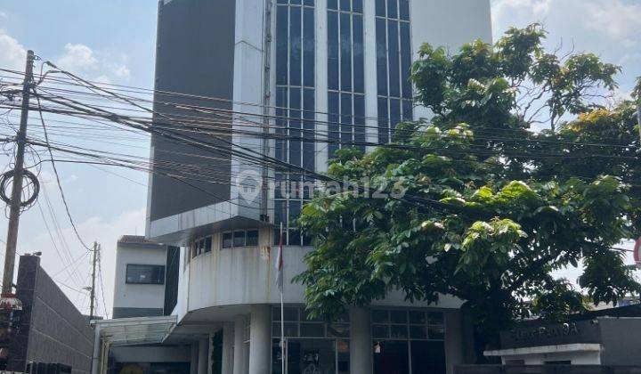 Gedung Dijual Murah Melalui Lelang Lokasi Strategis Cipulir 1