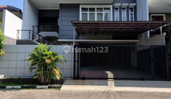 Gading Kirana 11x17, 3lantai, Jalan Besar, Tinggi, Bagus, Shm 2