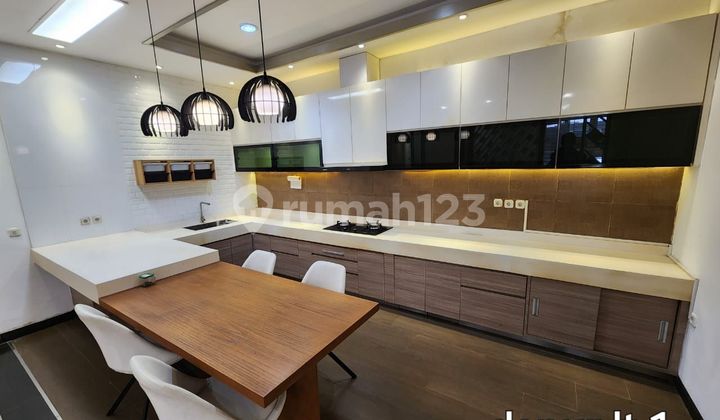 Gading Lavender ,8x13, 3lantai, Rooftop, Bagus , Murah Gading Lavender ,8x13, 3lantai, Rooftop, Bagus , Murah