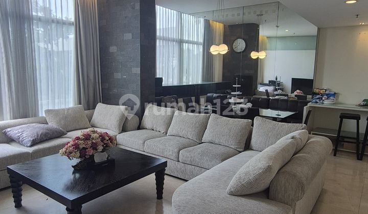 Apartemen The Summite Gading, 210m, 4br, Pool, Furnished