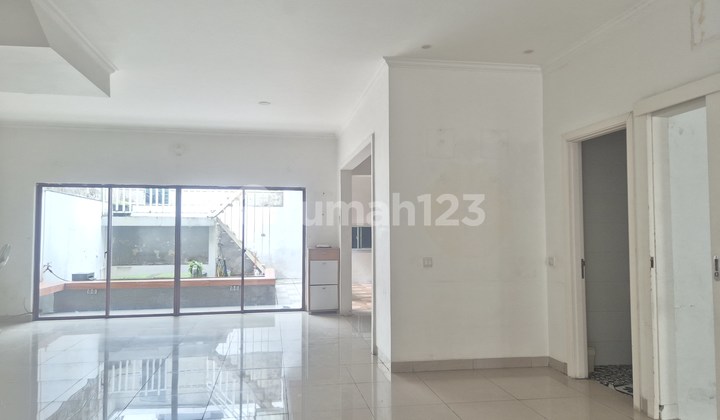 Jgc House Large Body 217M2.