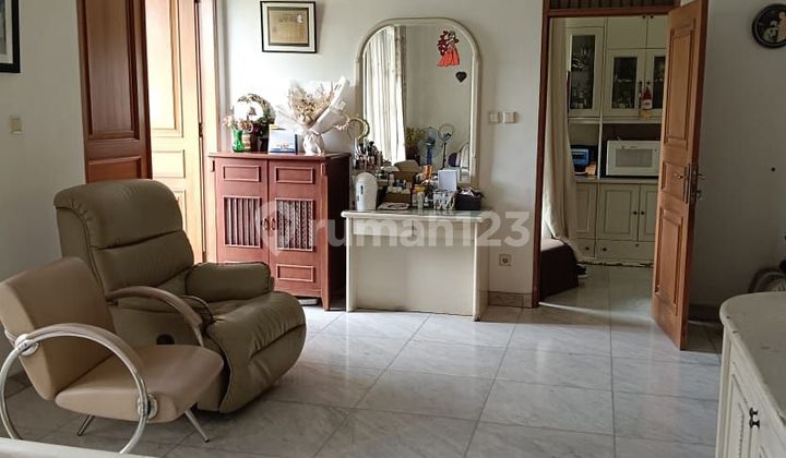 Rumah Hook Janur indah 320m2