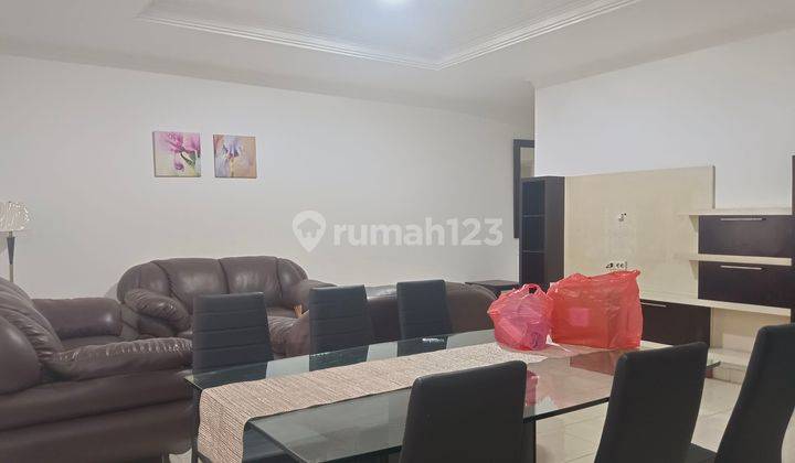 Disewakan Rumah Gading Grande kelapa Gading Furnished 8x18 2