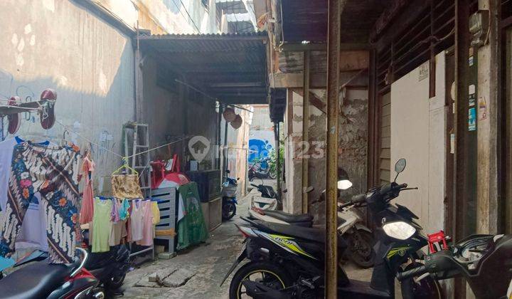 Rumah kos Kalibaru timur 115m2 strategis dan full 1