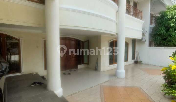 Rumah Janur Indah Luas Dekat Mal 2lt