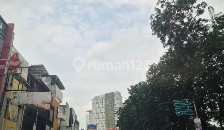 Boulevard Raya Kelapa Gading Shop House 3 Floors Attractive Price