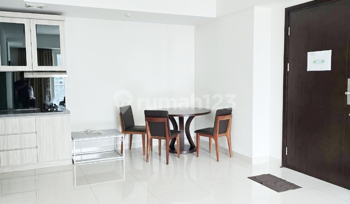 Kensington Tower Clifford Apartment 2Br 12th Floor