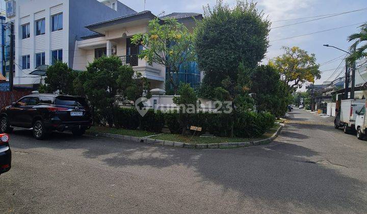 Dijual Cepat Murah Rumah Hook 2 Lantai Gading Kirana 2