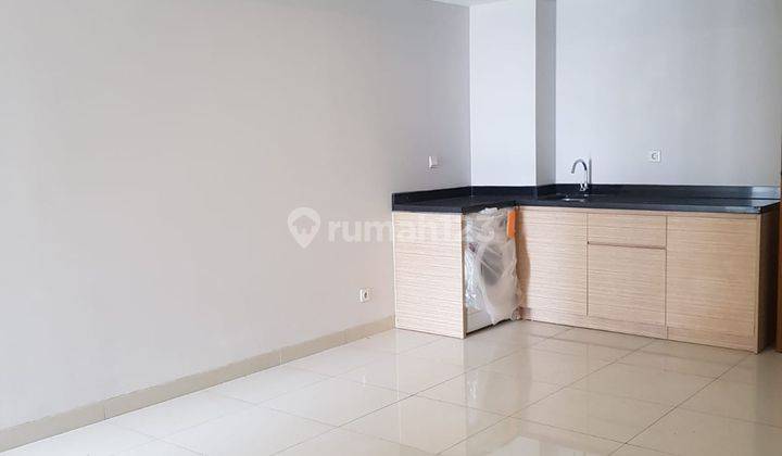 Apartement Apartemen The Mansion Kemayoran . Tower aurora .2 BR Semi Furnished Bagus 2