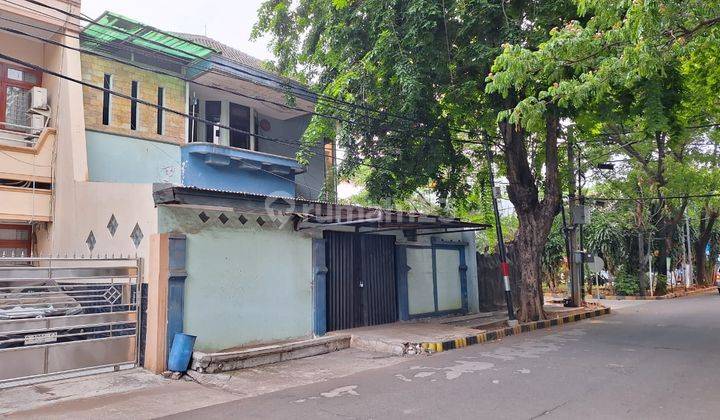 Rumah Hoek Lokasi Bagus di Sunter, Semi Furnished Jakarta Utara 2