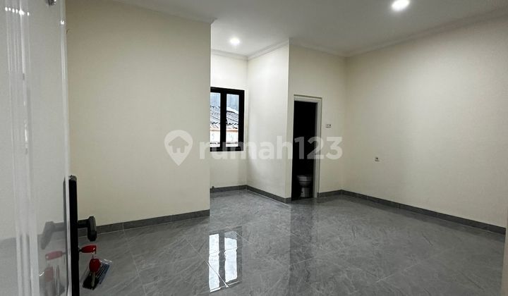 Rumah 3 Lantai Bagus di Pademangan Timur, Jakarta Utara 2