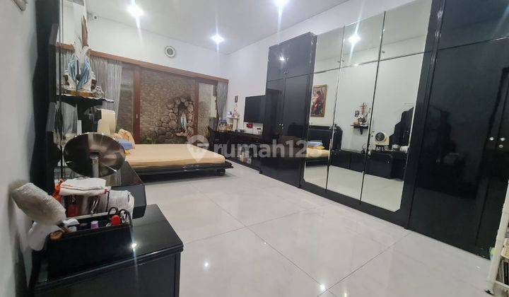 Rumah 3 Lantai SHM di Jl Pluit Putri, Jakarta Utara 2