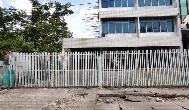 Ruko 415 m2 HGB Mangga Besar, Jakarta Barat Ruko 415 m2 HGB Mangga Besar, Jakarta Barat