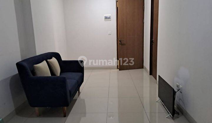 Apartment 2 BR The Oak Tower Bagus Semi Furnished 1