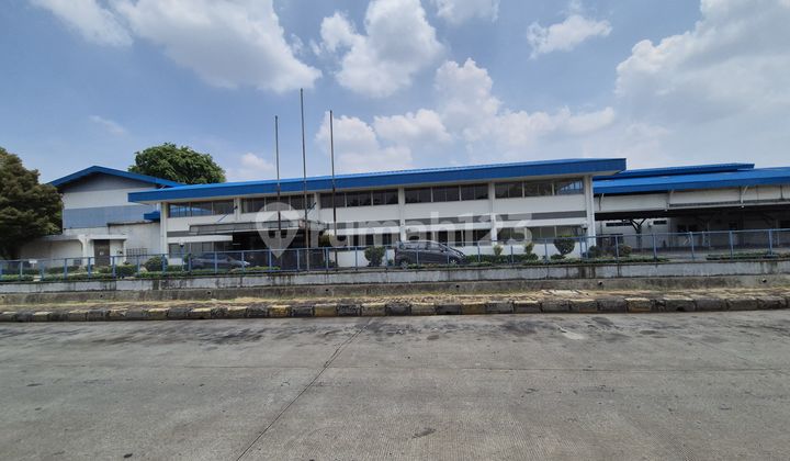 Warehouse 6402 m2 land area 1 Ha HGB Pulo Gadung, East Jakarta