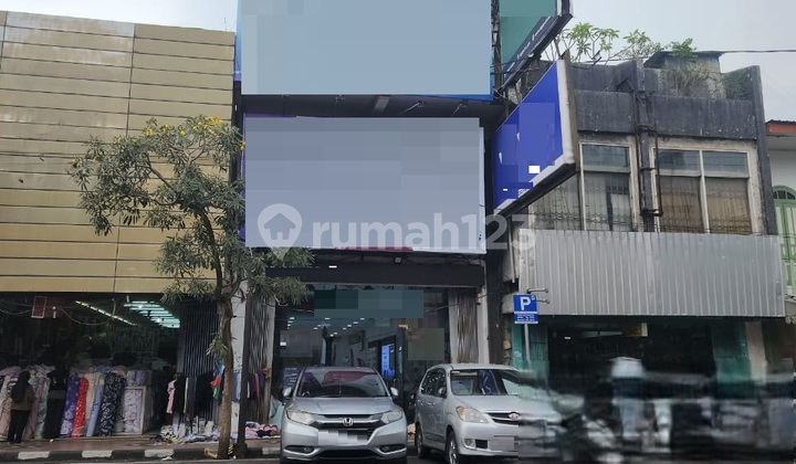 Good Ruko 1668 m2 in Pasar Besar, Malang City, Malang Good Ruko 1668 m2 in Pasar Besar, Malang City, Malang