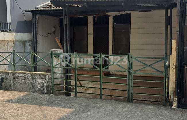 Rumah Tua Shm Di Jl Hibrida Kelapa Gading, Jakarta Utara Rumah Tua Shm Di Jl Hibrida Kelapa Gading, Jakarta Utara