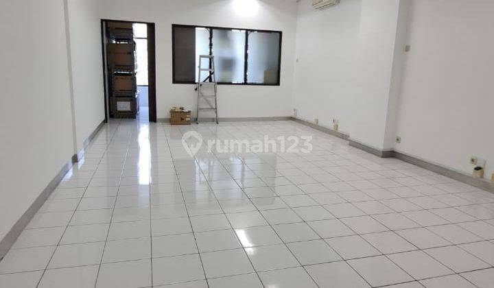 Disewakan Ruko Lantai 3 Dan 4 di Bukit Gading Indah, Kelapa Gading 2