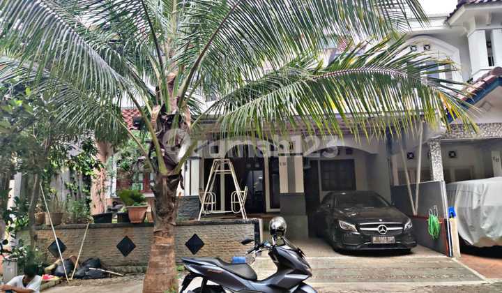 For Sale Strategic House In Puri Sri Wedari Cibubur