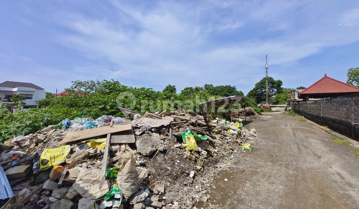 Tanah Kavling 200m2 Berlokasi di Seminyak