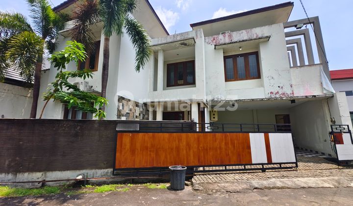 Rumah Luas dan Nyaman berlokasi Nusa dua, SHM