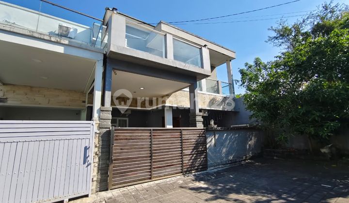 Rumah 2 lantai siap huni berlokasi di Cluster Jimbaran