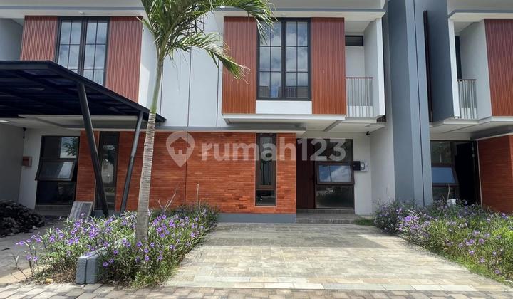 Modern House 4 Bedroom In South Denpasar