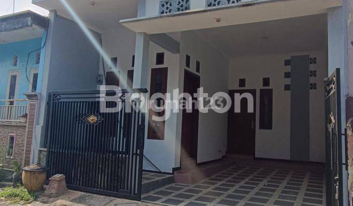 Rumah 2 Lantai Dekat Raya Mondoroko 1