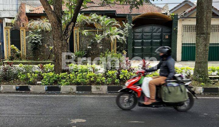 RUMAH DI JL DANAU KERINCI RAYA MALANG 1