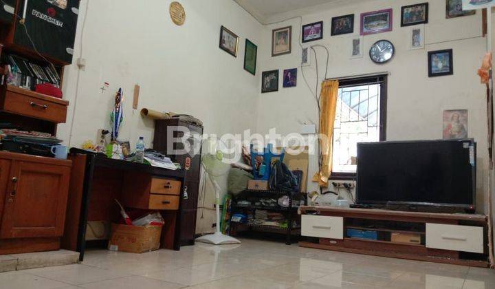 RUMAH BESAR TINGKAT 2 TENGAH KOTA, BAJANG, BLIMBING, MALANG 2