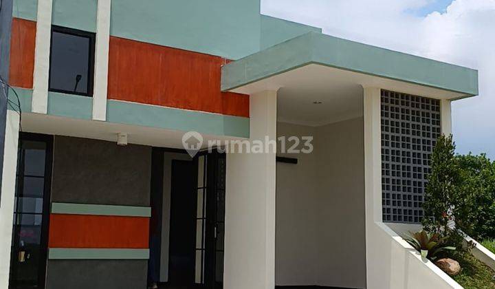 Rumah Minimalis Modern Dekat Kampus di Lowokwaru, Kota Malang 1