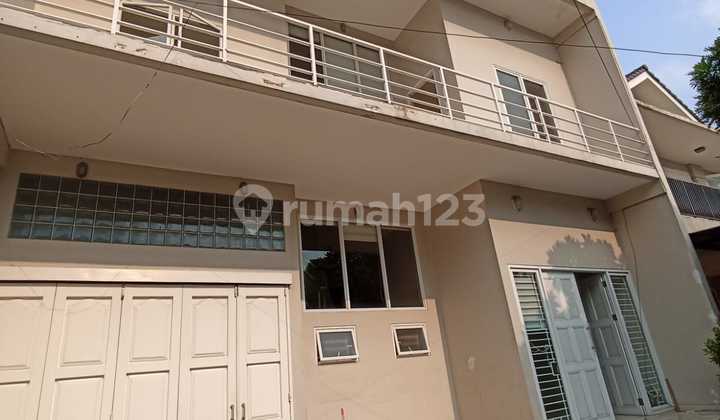 Disewakan Rumah Cantik Area Pondok Indah Disewakan Rumah Cantik Area Pondok Indah