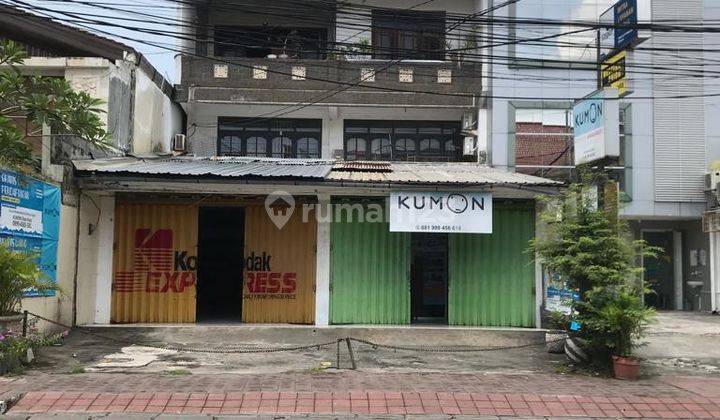 Shophouse for sale on 3rd floor on Jalan Raya Kuta, Bali  1