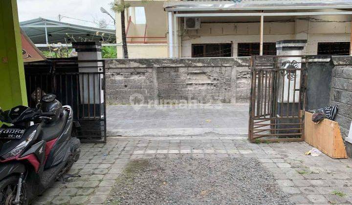 Quick sale of a plot of land with a boarding house building and 2 rental houses in the Pemogan area, South Denpasar 2