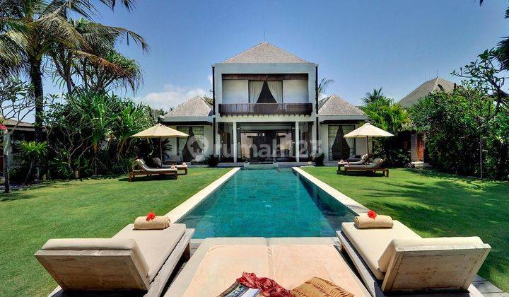 Villa Dijual Luxury Beach Front Located In Villa Complex In Ketewel Gianyar Bali 1