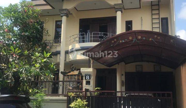 House for sale Dl. Location on Jl Kusuma Bangsa Gatsu Barat, hotel area 1