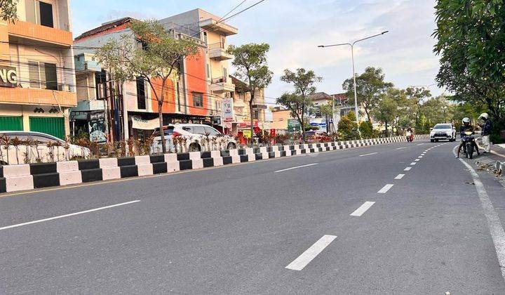 
Dijual Tanah Premium di Jalan Utama Imam Bonjol Denpasar 1