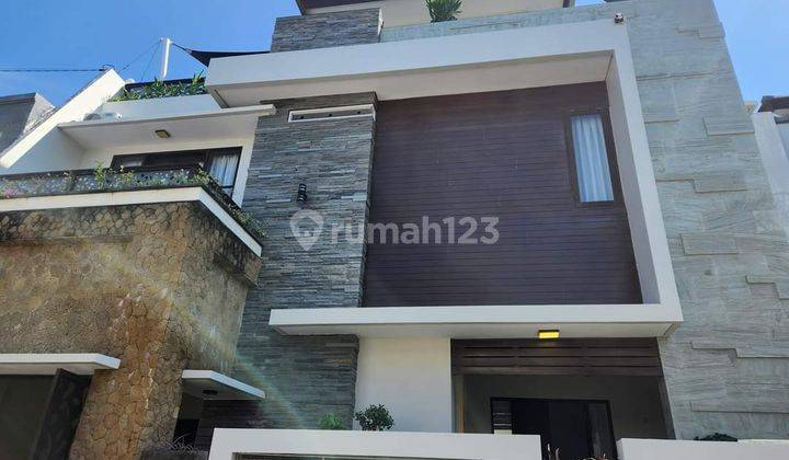 For Sale / Rent 3-storey house, Lt/Lb: 140 m2/300 m2 Paved road 5 m 2