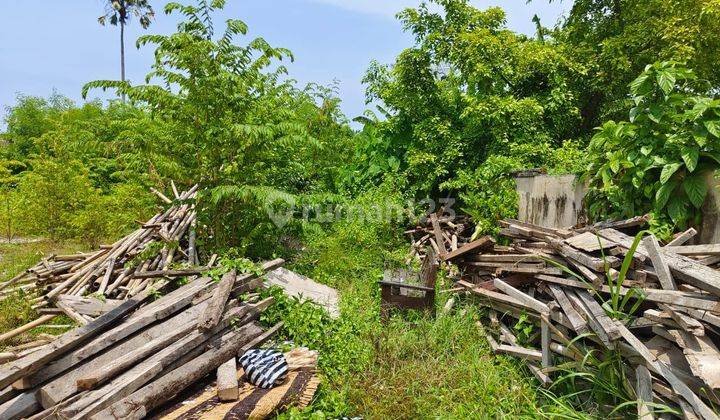 Land for sale in the Pererenan beach area of Canggu, Bali.  The location is close to Pererenan beach 2