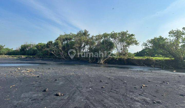 Beachfront Land For Sale Location Pasut Beach In Tabanan, Bali. 2