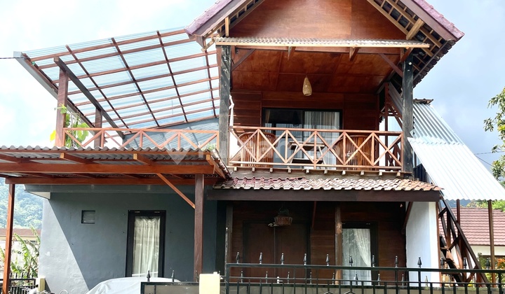 For Sale / Freehold: 4-Bedroom House, Views of Lake Buyan & Hills, Bedugul, Tabanan, Bali