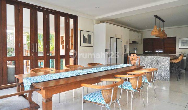 For Sale Villa in Bumbak Umalas Kerobokan Bali 2