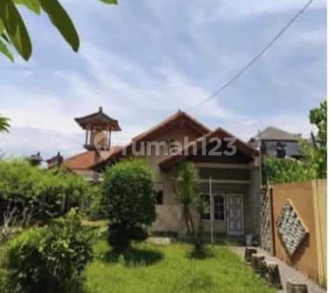 Land with Building in the Kembah Kepah Gatot Subroto East Road Area, Denpasar, Bali. Land with Building in the Kembah Kepah Gatot Subroto East Road Area, Denpasar, Bali.