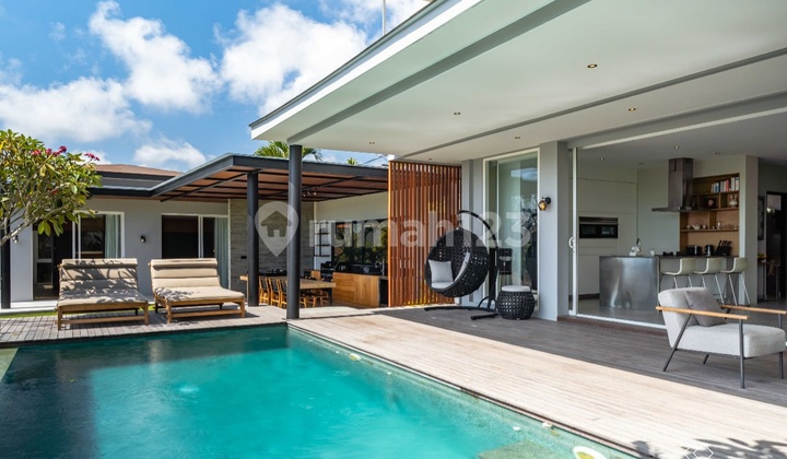 For Sale / Freehold: Luxury Quens Villas, Jungle View, Jimbaran, Bali