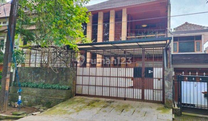 Rumah 2 Lantai Samping Jalan Lokasi Strategis Di Kota Bandung  1