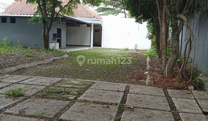 Di jual rumah di Setiabudi lokasi strategis  1