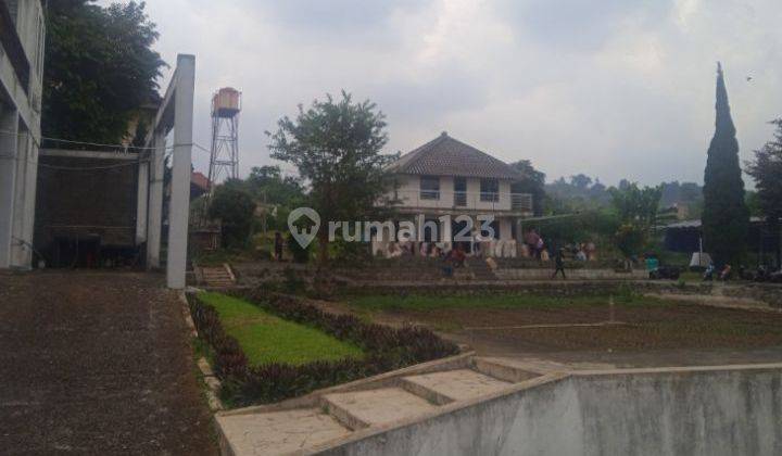 Rumah 2 lantai di Lembang di jual cepat  2