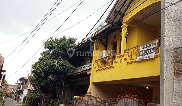 Rumah 2 Lantai Terawat Siap Huni Di Kota Bandung  2